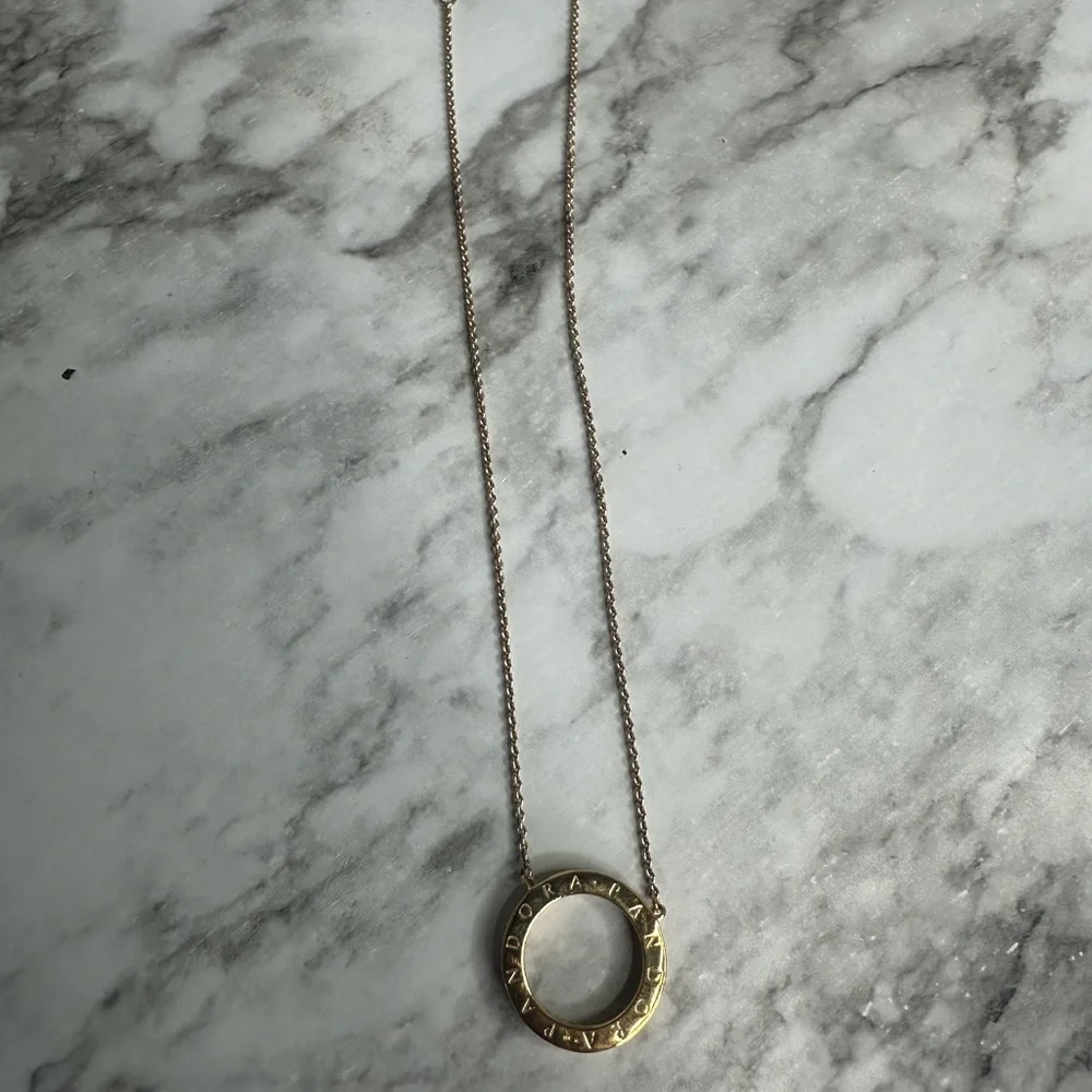 Pandora necklace - Picture 2 of 3
